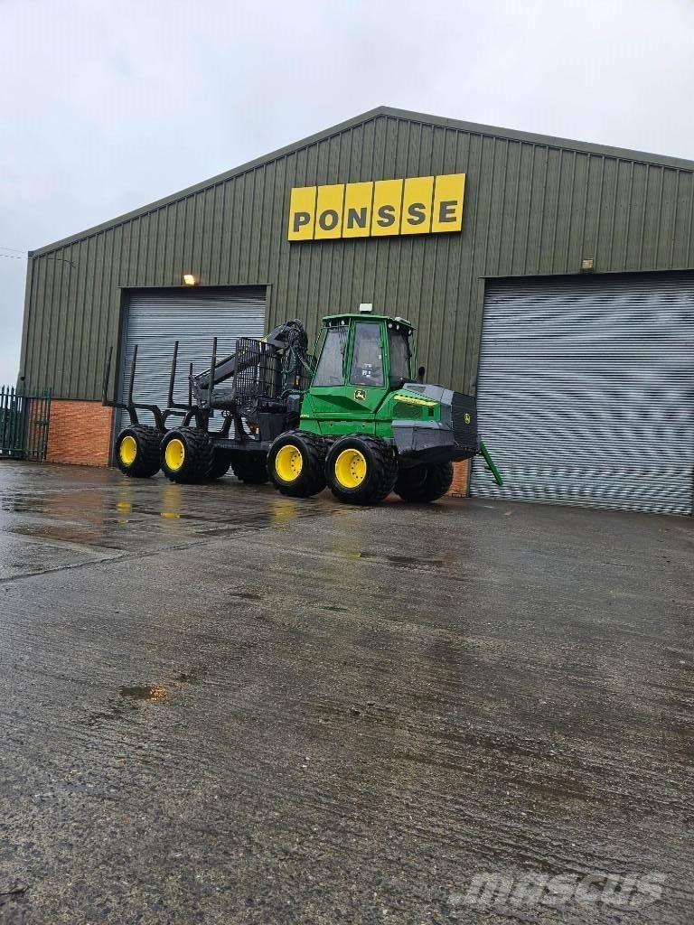 John Deere 1010 G Transportadoras