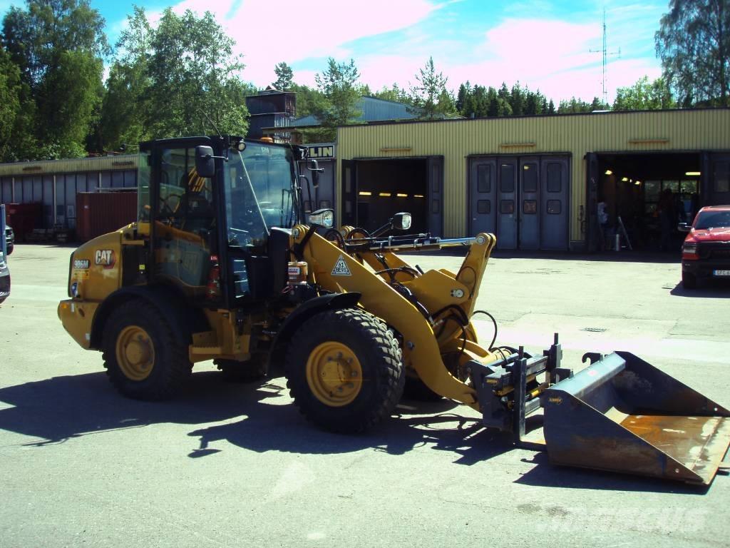 CAT 906 M Cargadoras sobre ruedas