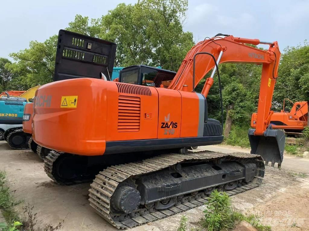 Hitachi ZX 210 Excavadoras sobre orugas