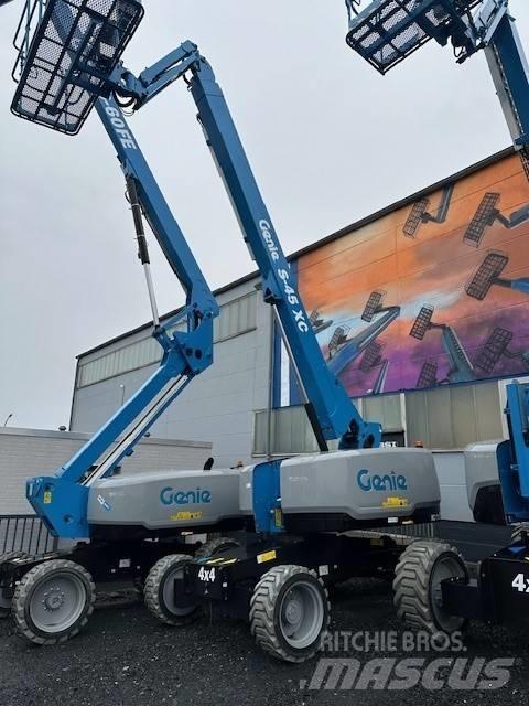 Genie S-45XC Plataformas con brazo de elevación telescópico