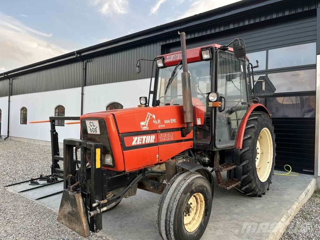 Zetor 9520 turbo Tractores