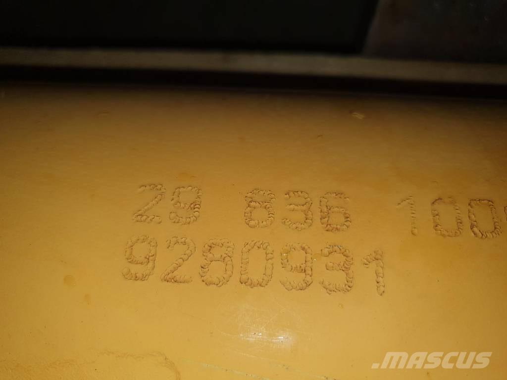 Liebherr R 904 C Hidráulicos