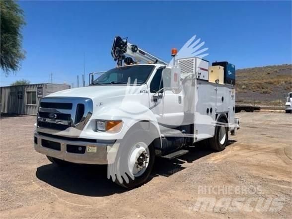 Ford F750 Otros