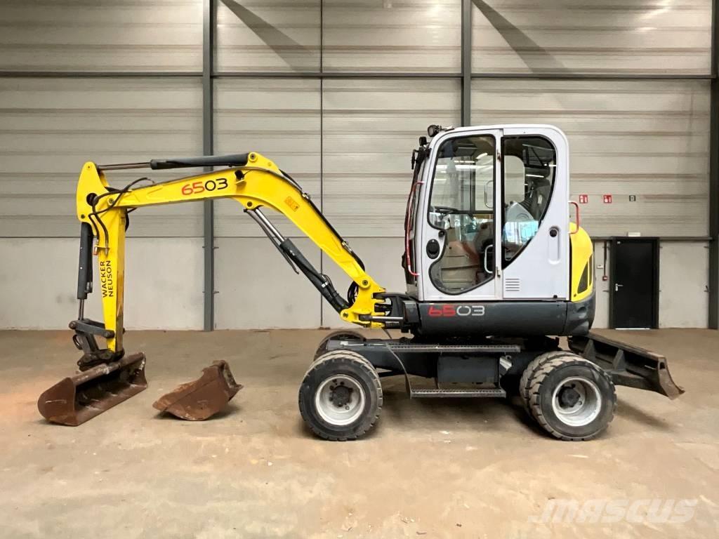 Neuson 6503 WD Excavadoras de ruedas