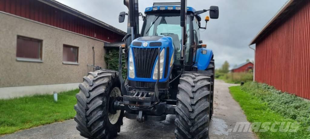 New Holland T 8040 Tractores