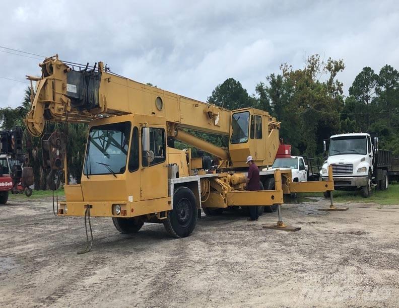 Daewoo DTC 35 Grúas todo terreno