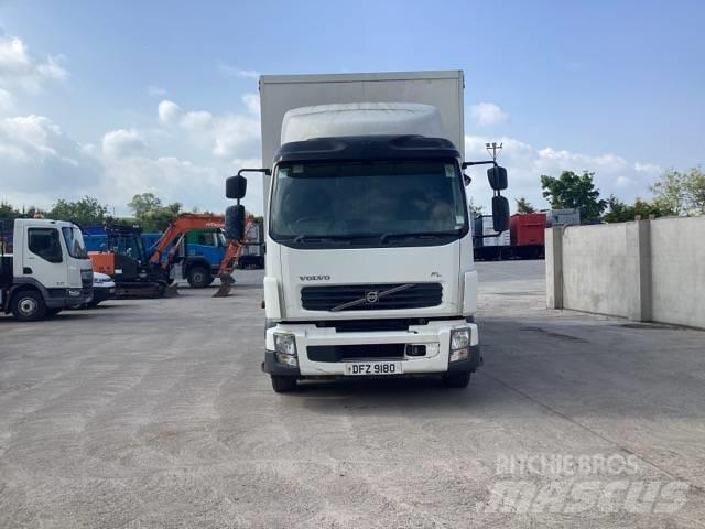 Volvo FL 240 Camiones de caja de lona