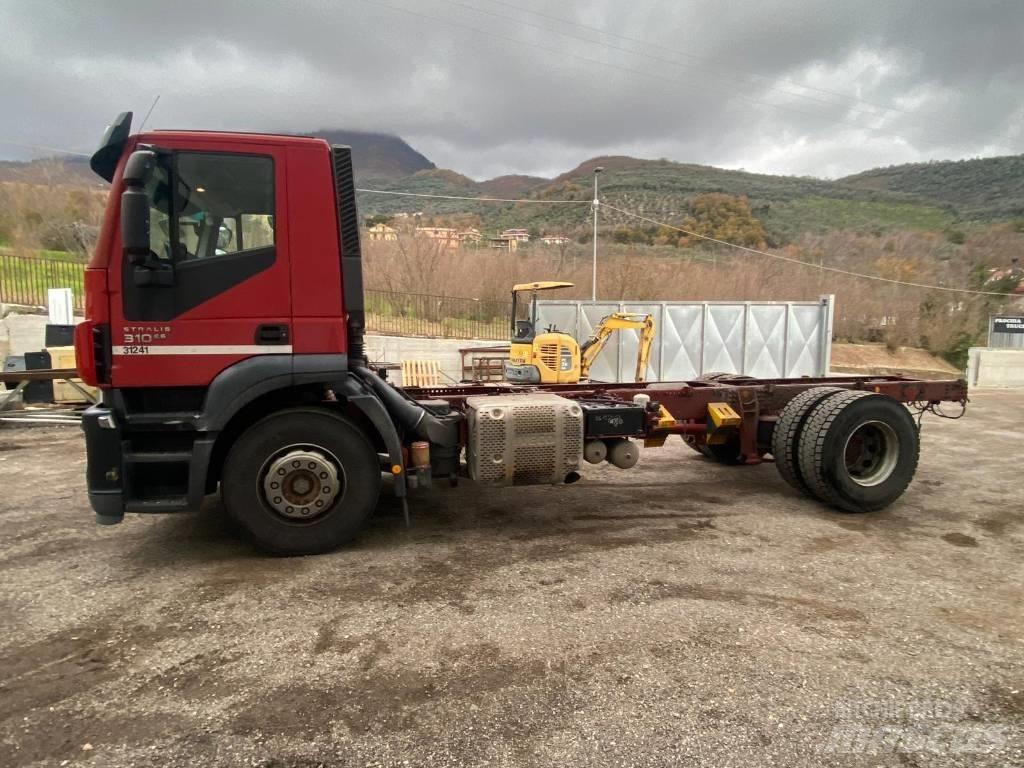 Iveco STRALIS 190S31 Camiones portavehículos