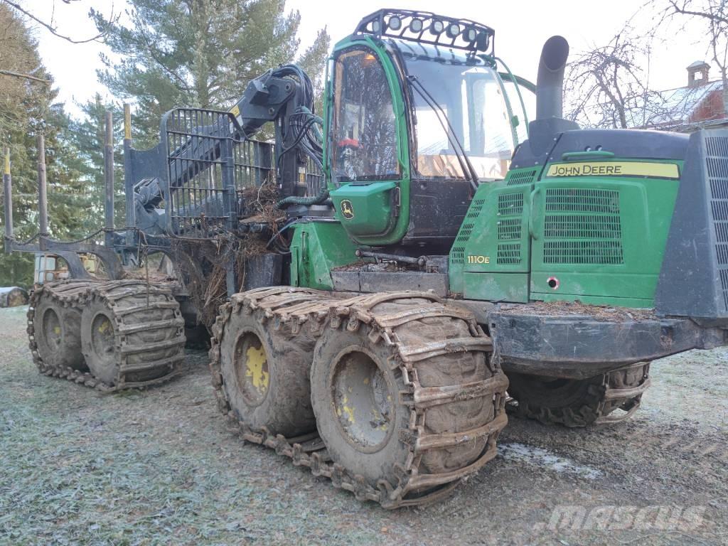John Deere 1110 E Transportadoras