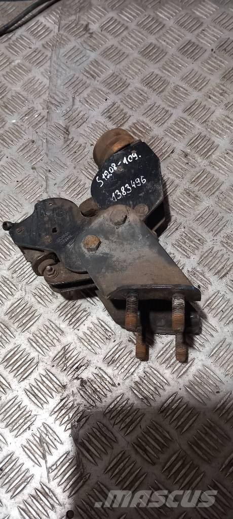 Scania 94 D.   1383496 . Cabinas