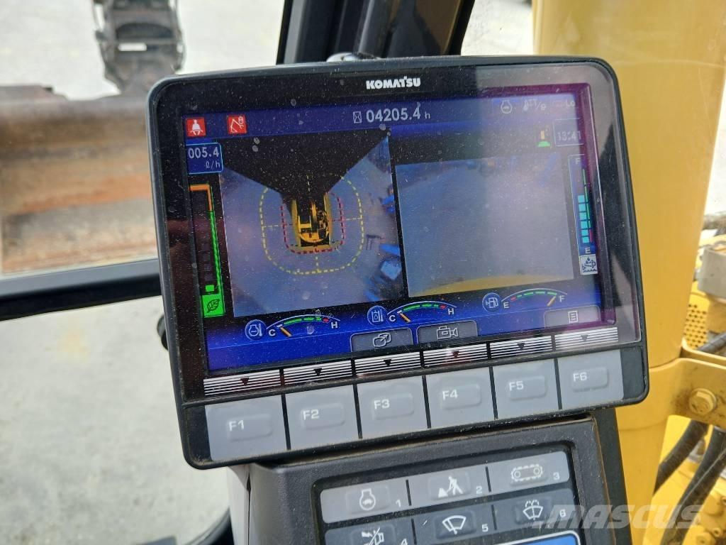 Komatsu PC 138 US-11 Excavadoras sobre orugas