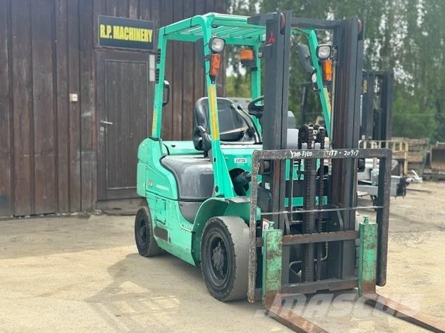 Mitsubishi FD 18 Camiones diesel