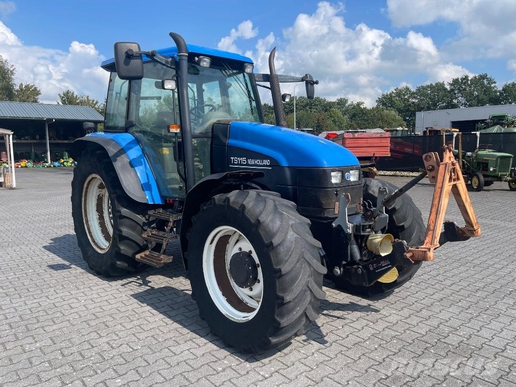 New Holland TS 115 Tractores