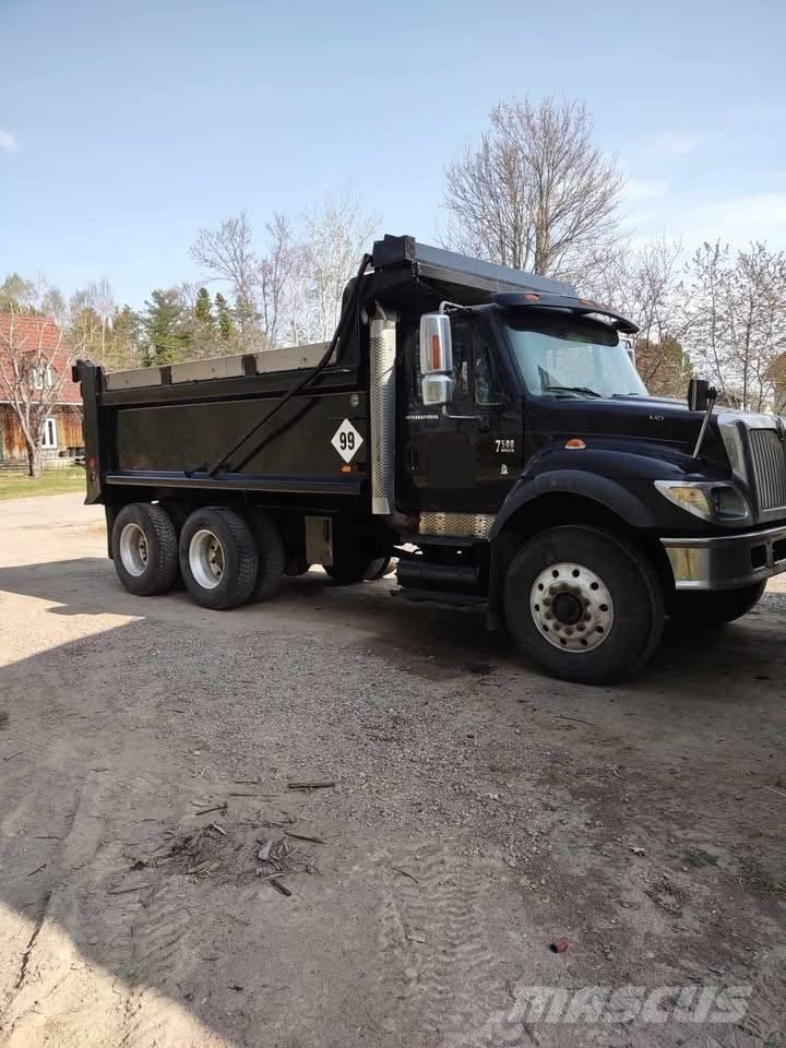 International 7500 Bañeras basculantes usadas