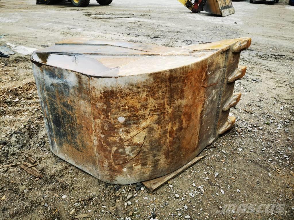 New Holland MH 5.6 Excavadoras de ruedas