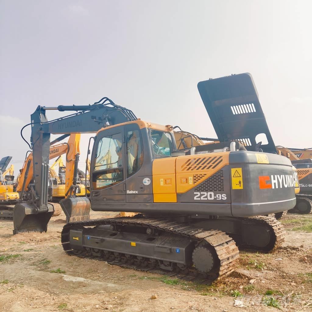 Hyundai R220LC-9S Excavadoras sobre orugas