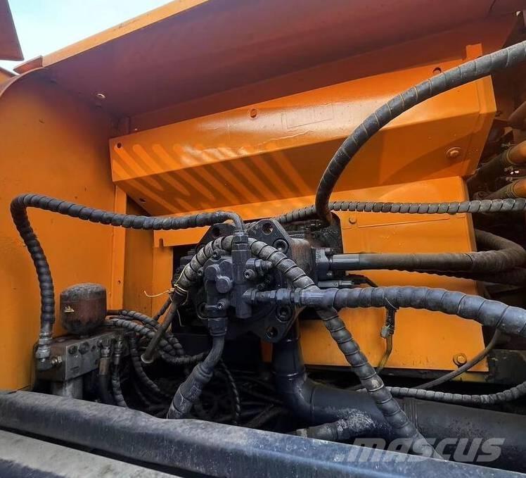 Hyundai R330LC-9T Excavadoras sobre orugas