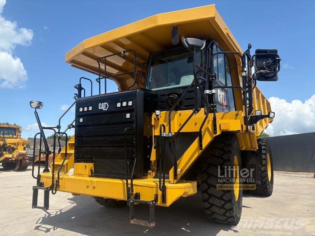 CAT 775 G Camiones de volteo rigidos