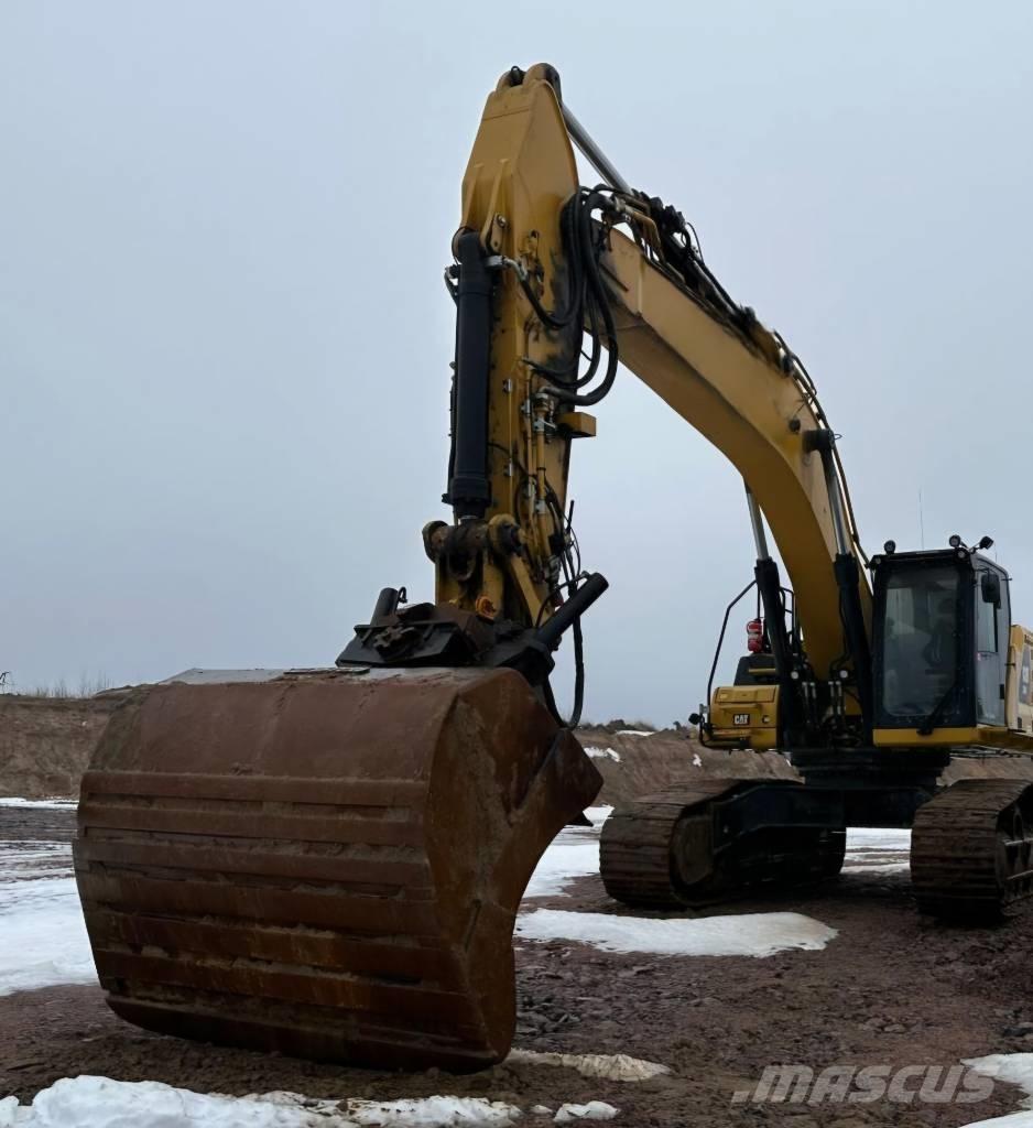 CAT 340 Excavadoras sobre orugas