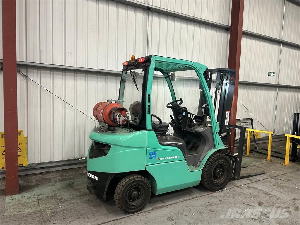Mitsubishi FG25N Camiones LPG