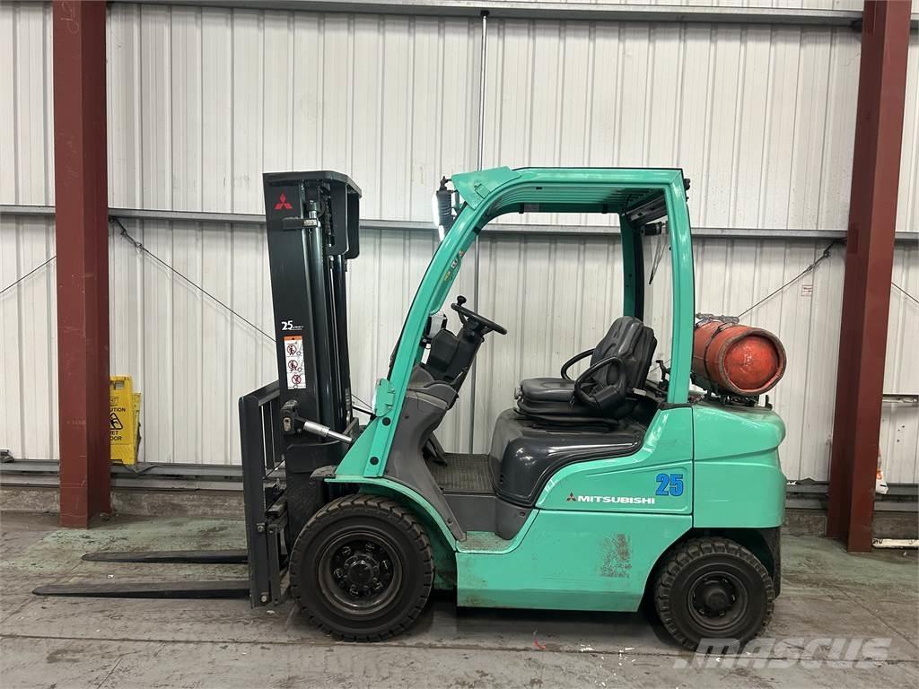 Mitsubishi FG25N Camiones LPG