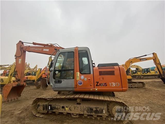 Hitachi ZX130 Excavadoras sobre orugas