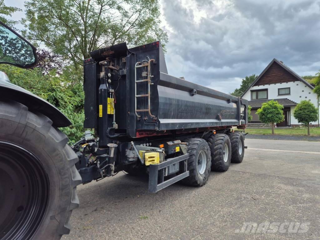 Pronar T 386 remolques con gancho elevador