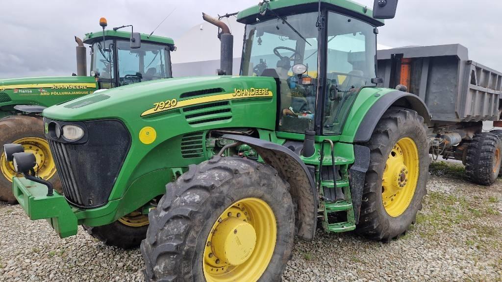 John Deere 7920 Tractores