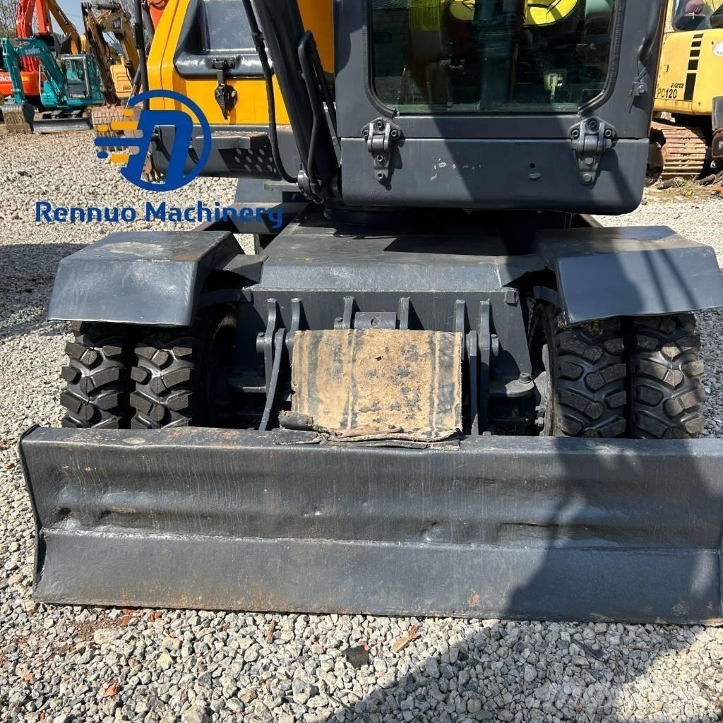 Xinyuan C75W Excavadoras de ruedas