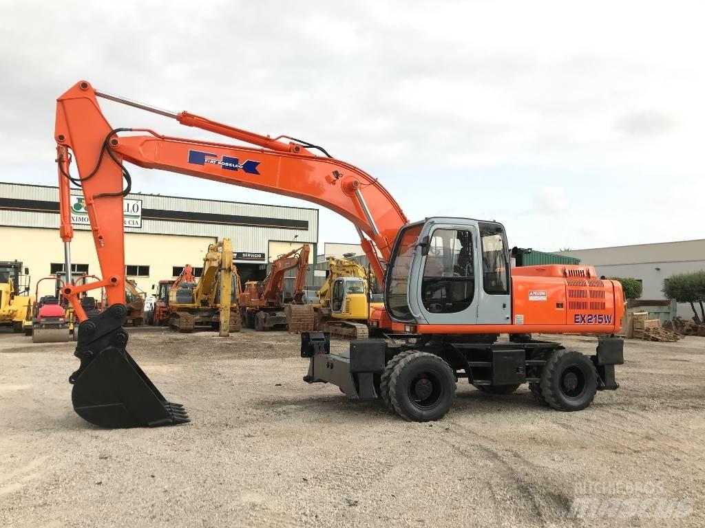 Fiat-Kobelco EX215W Excavadoras de ruedas