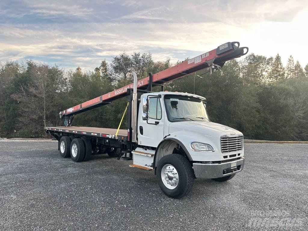 Freightliner M2106 Camiones de cama baja