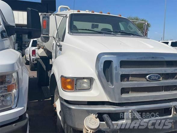 Ford F750 Camiones cisternas