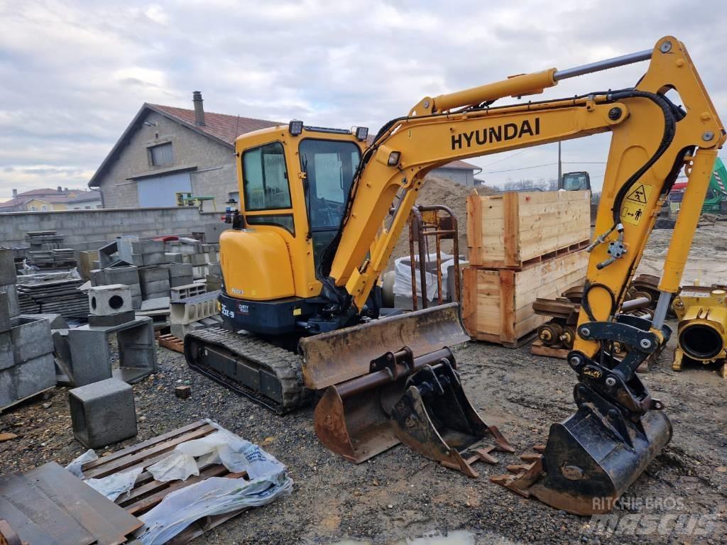 Hyundai R35Z-9 Miniexcavadoras