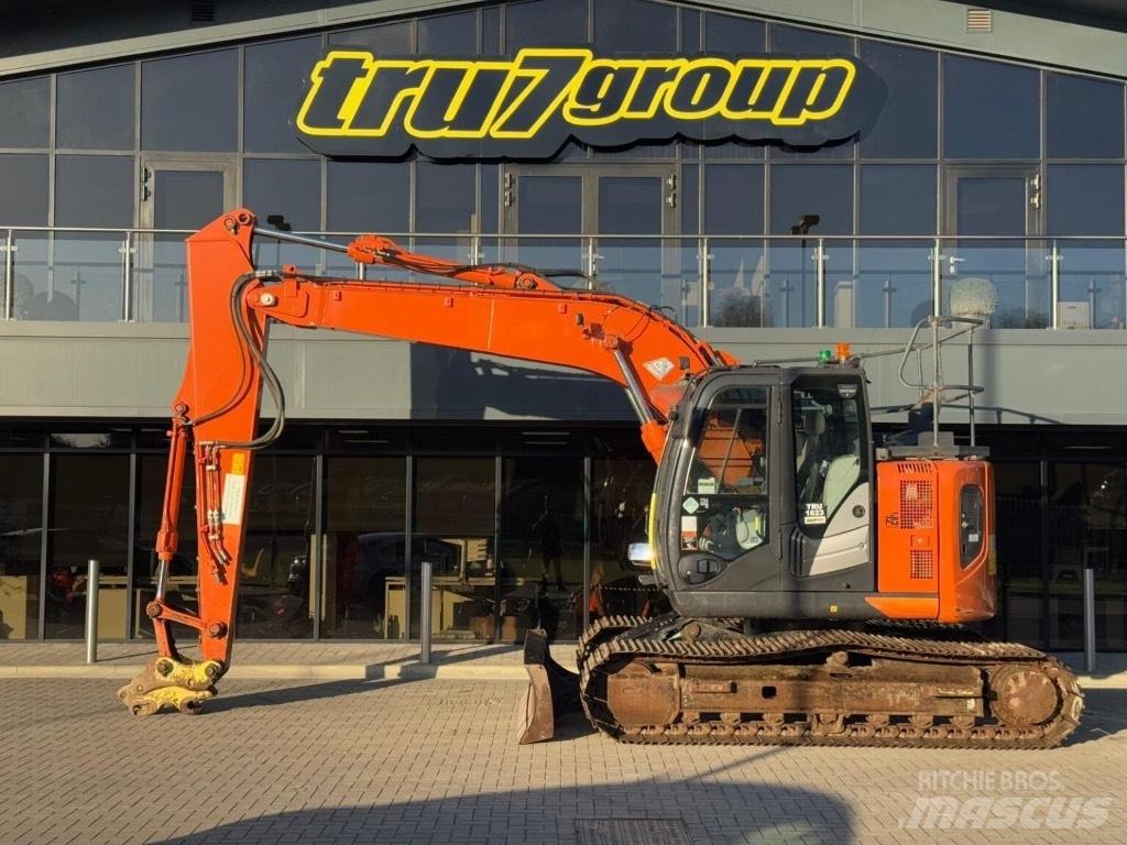 Hitachi ZX135USBL-6 Excavadoras sobre orugas