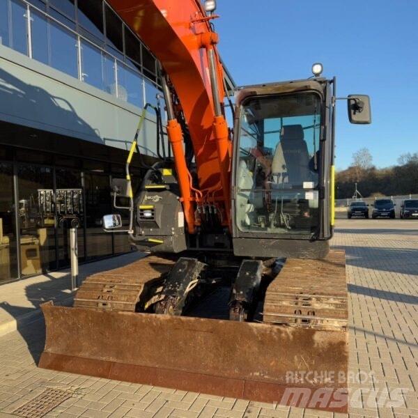 Hitachi ZX135USBL-6 Excavadoras sobre orugas