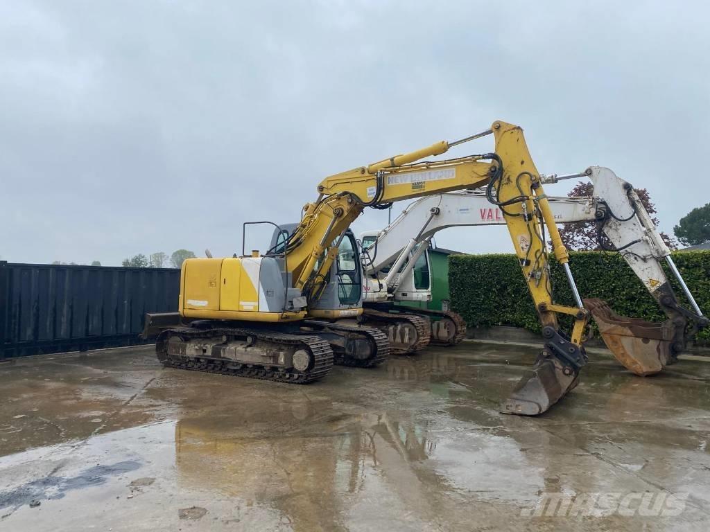 New Holland E 145 Excavadoras sobre orugas