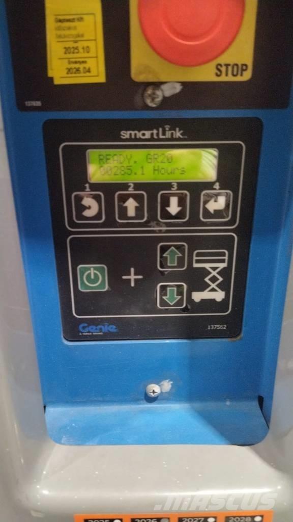 Genie GR 20 Plataformas con jaula de elevación