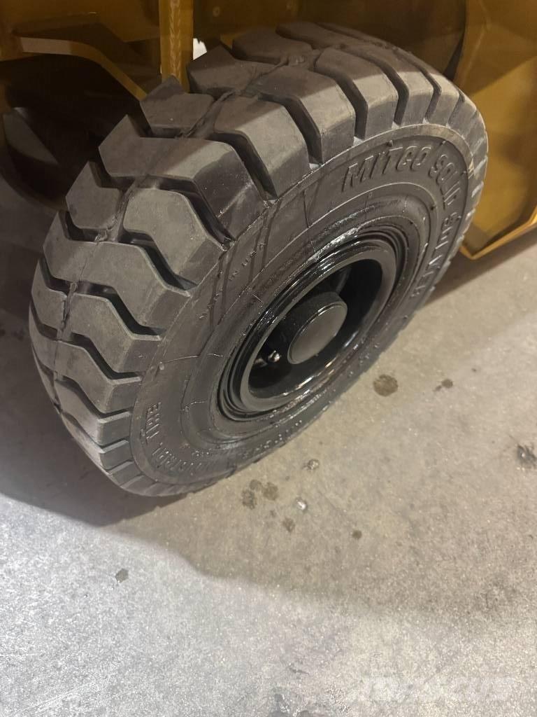 CAT FG30N Montacargas - otros