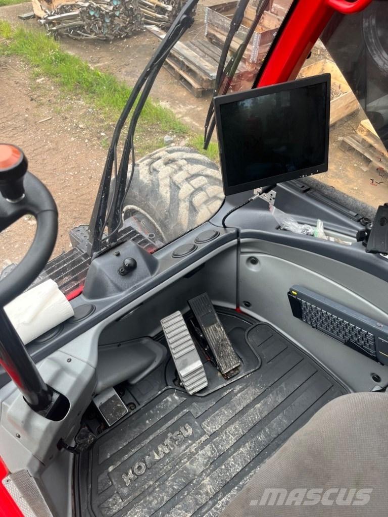 Komatsu 901 XC Cosechadoras