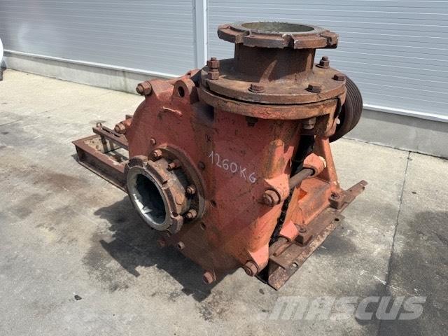Warman dredge pump. Draga
