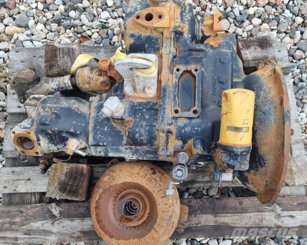 CAT 428C Transmisiones