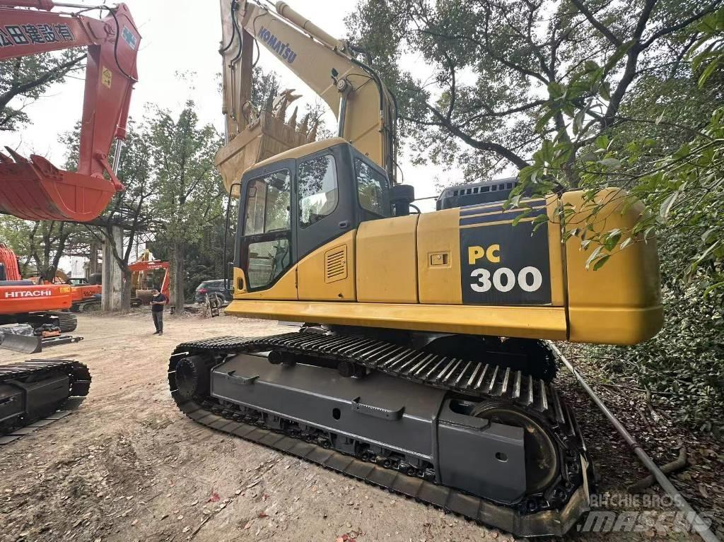 Komatsu PC 300 Excavadoras sobre orugas