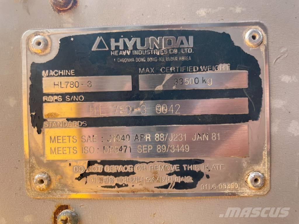 Hyundai HL 780-3 A Cargadoras sobre ruedas