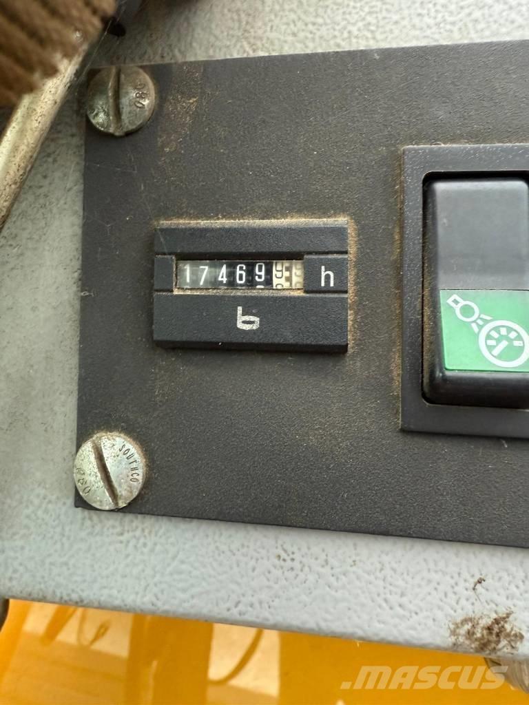 Liebherr LTM1055/1 Grúas todo terreno