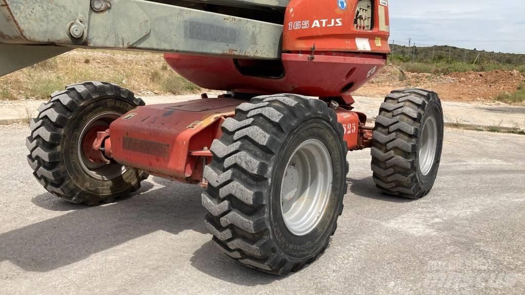 Manitou 165 ATJ Plataformas con brazo de elevación manual