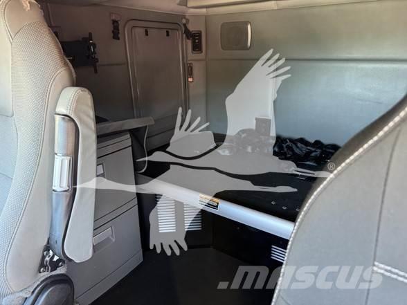 Kenworth T680 Camiones tractor