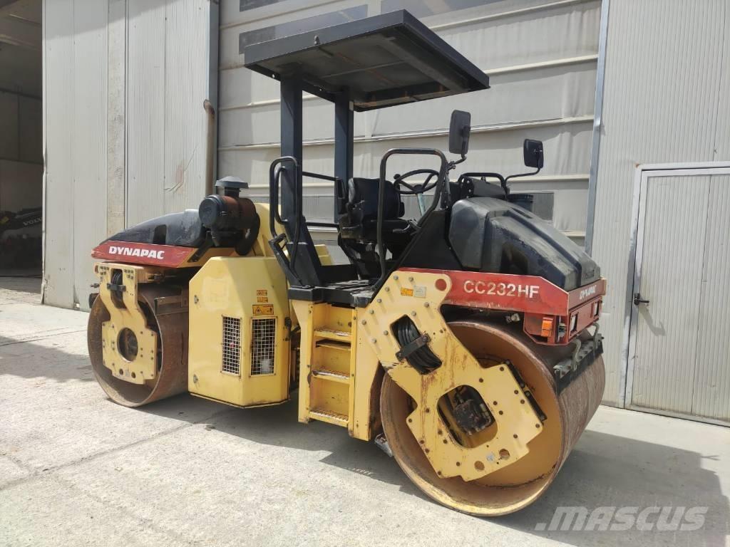 Dynapac CC 232 HF Rodillos de doble tambor