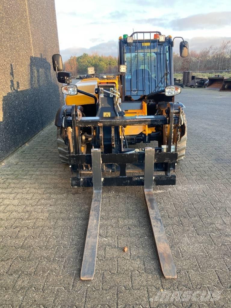 JCB 525-60 E Carretillas telescópicas