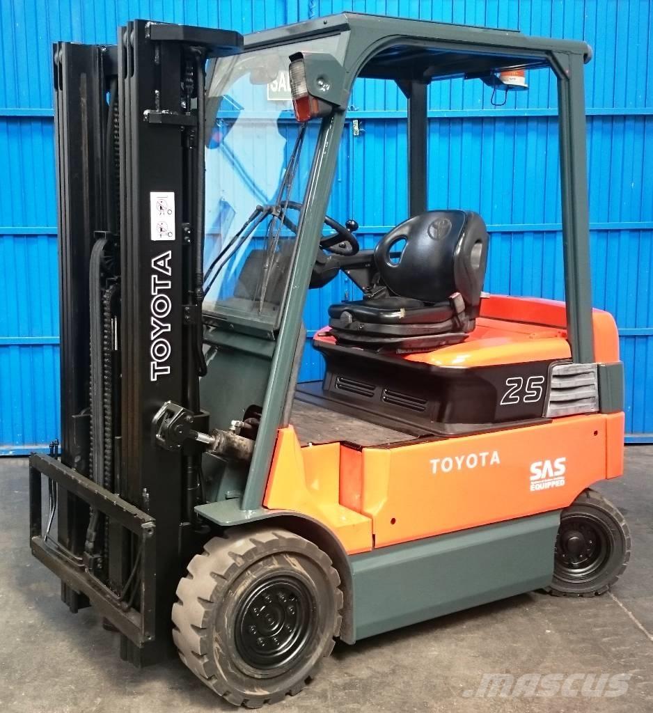 Toyota 7 FBMF 25 Carretillas de horquilla eléctrica