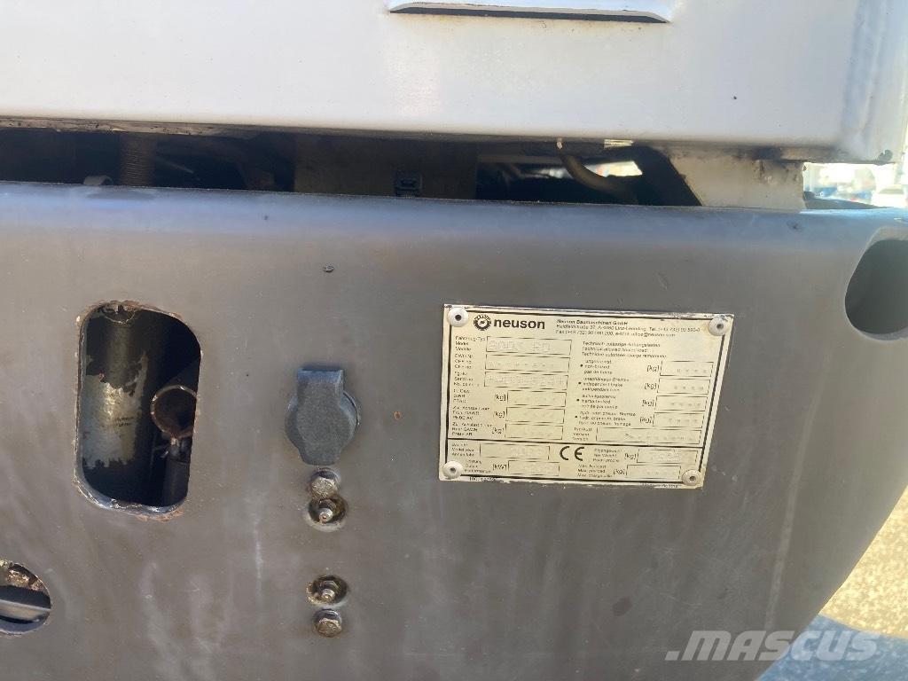 Neuson 8003 RD Excavadoras 7t - 12t